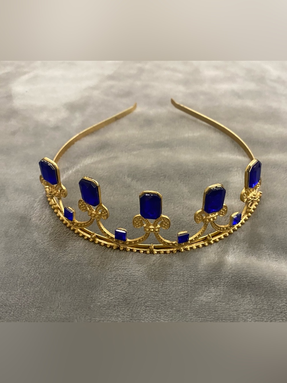 Disney Girls Descendants Queen of Mean Audrey Gem Crown